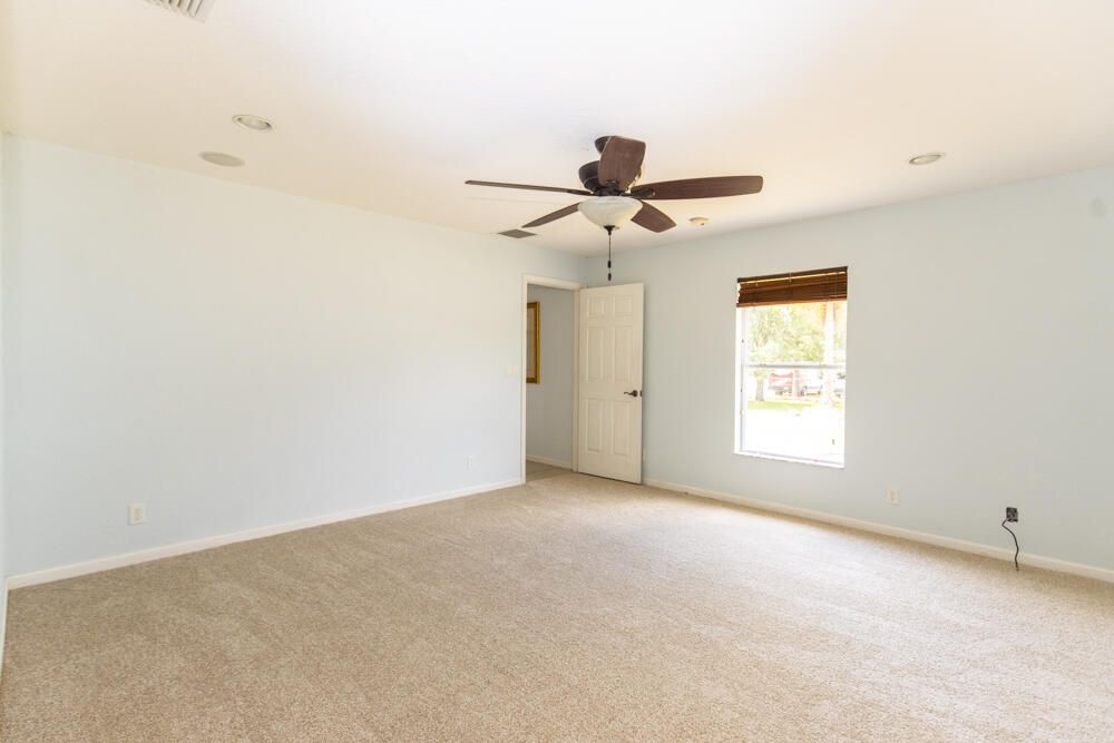 Active With Contract: $4,400 (3 beds, 2 baths, 2105 Square Feet)