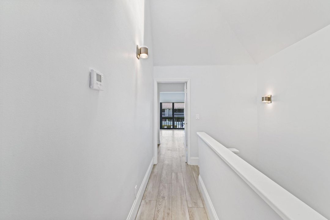 For Sale: $499,000 (2 beds, 2 baths, 1960 Square Feet)