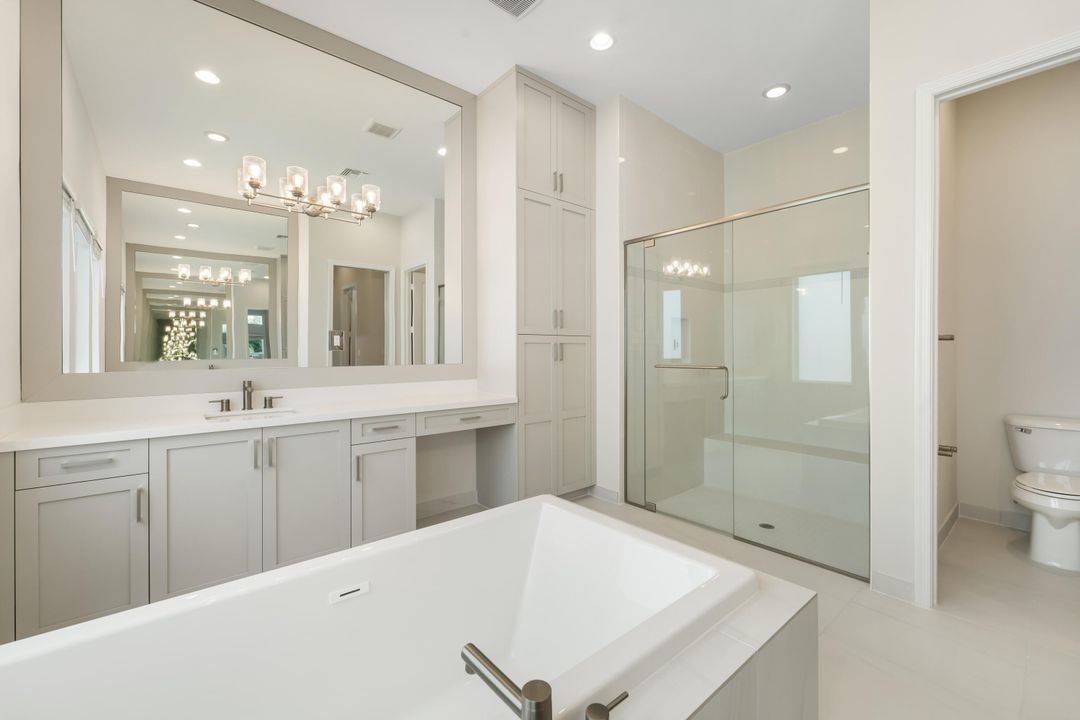 Active With Contract: $1,199,000 (3 beds, 3 baths, 2735 Square Feet)