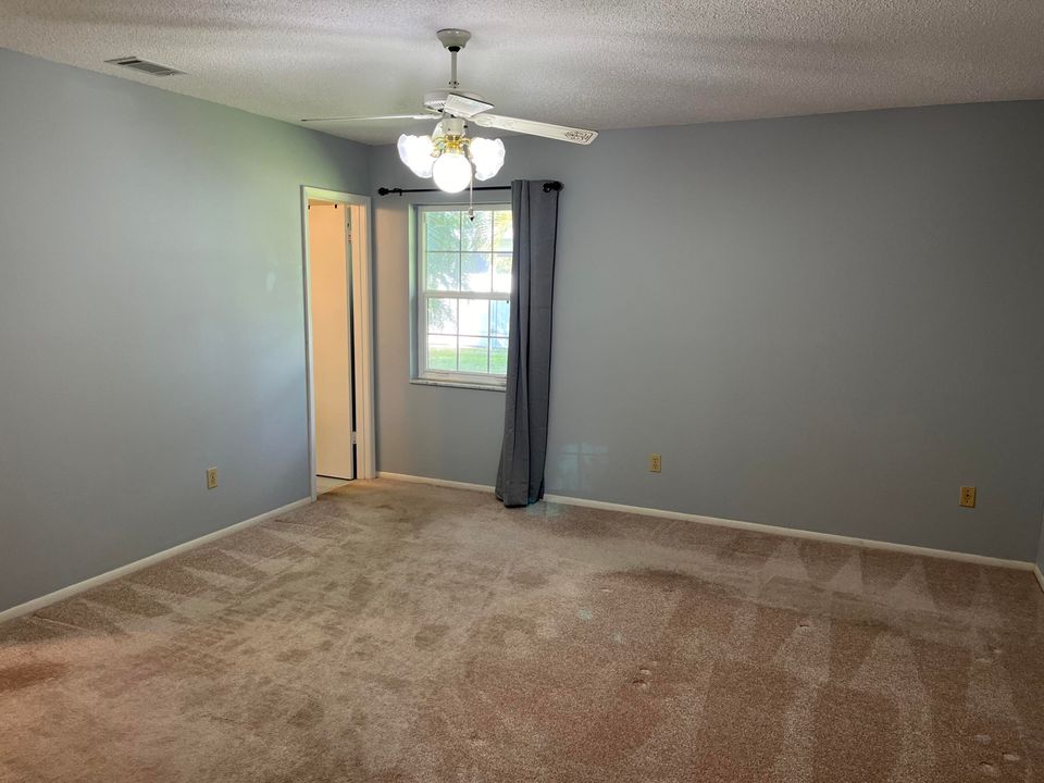 For Rent: $2,350 (2 beds, 2 baths, 1685 Square Feet)