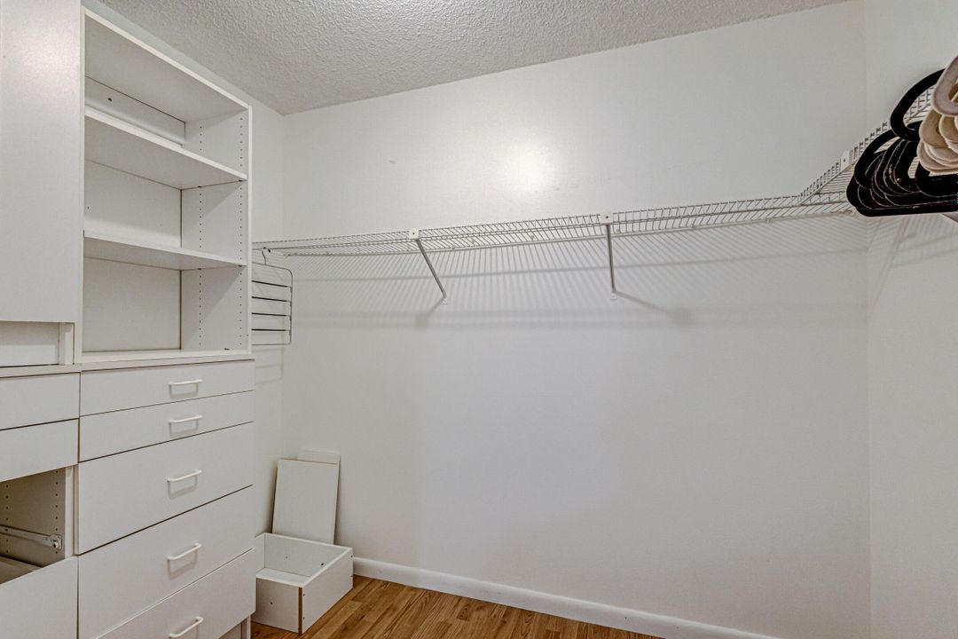 For Sale: $247,000 (2 beds, 2 baths, 1437 Square Feet)