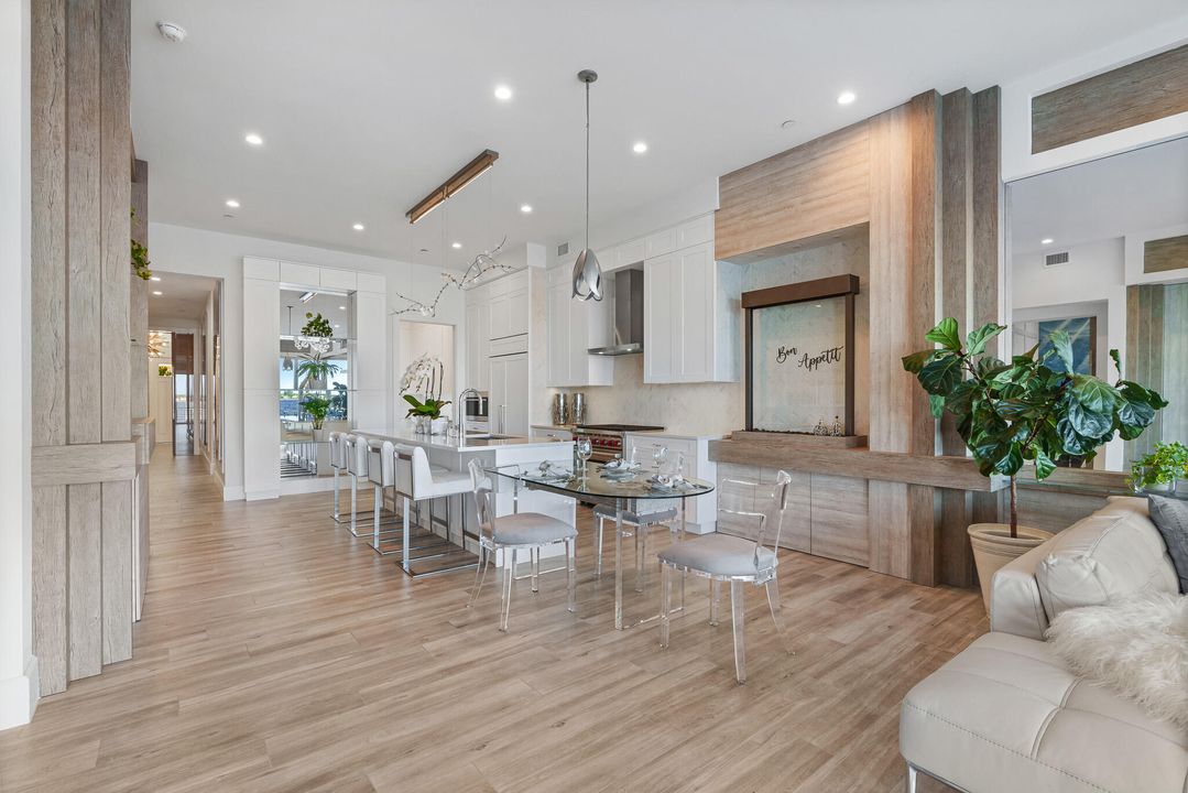 Active With Contract: $2,995,000 (3 beds, 3 baths, 2517 Square Feet)