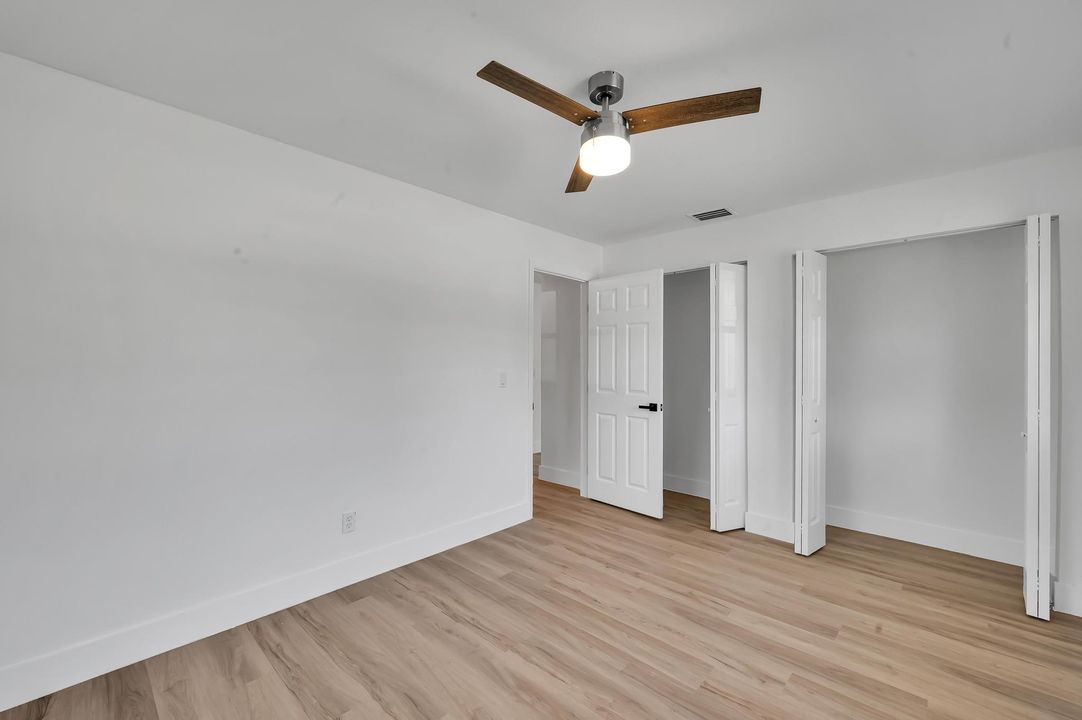 Active With Contract: $377,900 (2 beds, 2 baths, 1501 Square Feet)