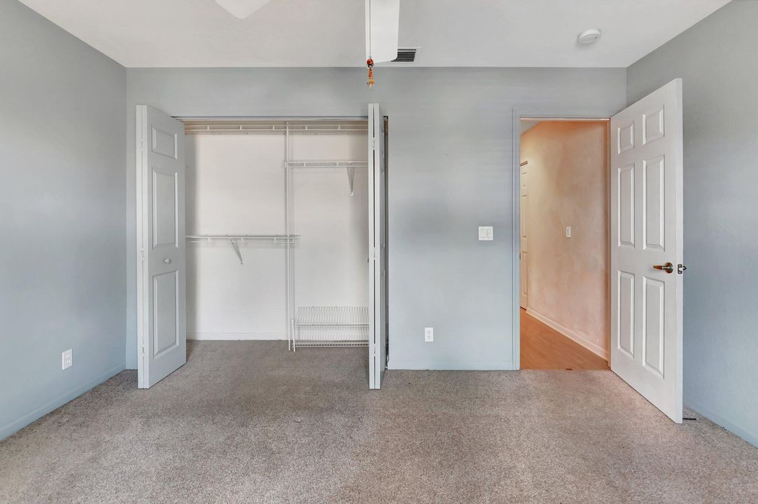 For Sale: $419,000 (2 beds, 2 baths, 1588 Square Feet)