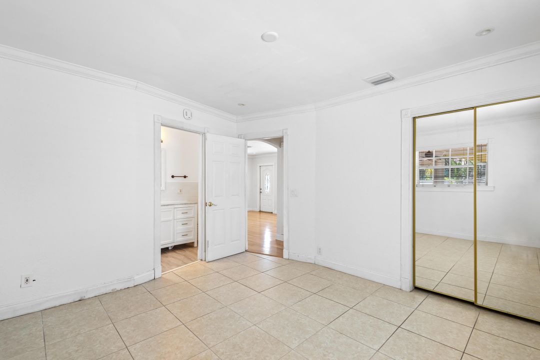 Active With Contract: $345,000 (2 beds, 2 baths, 1145 Square Feet)
