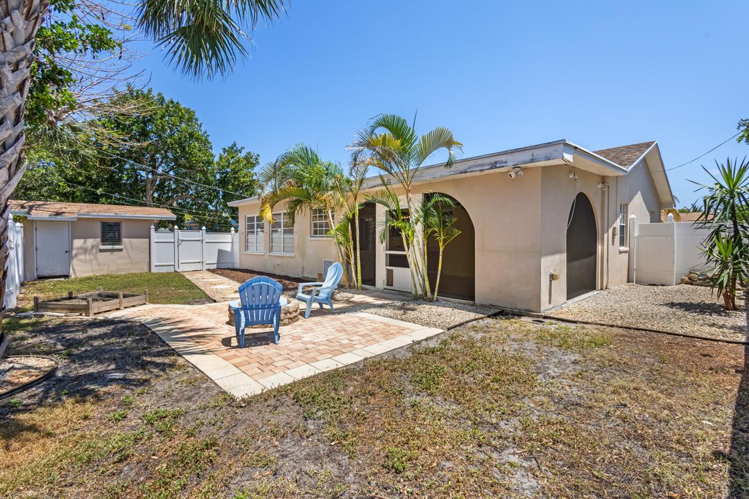 For Sale: $345,000 (2 beds, 2 baths, 1145 Square Feet)