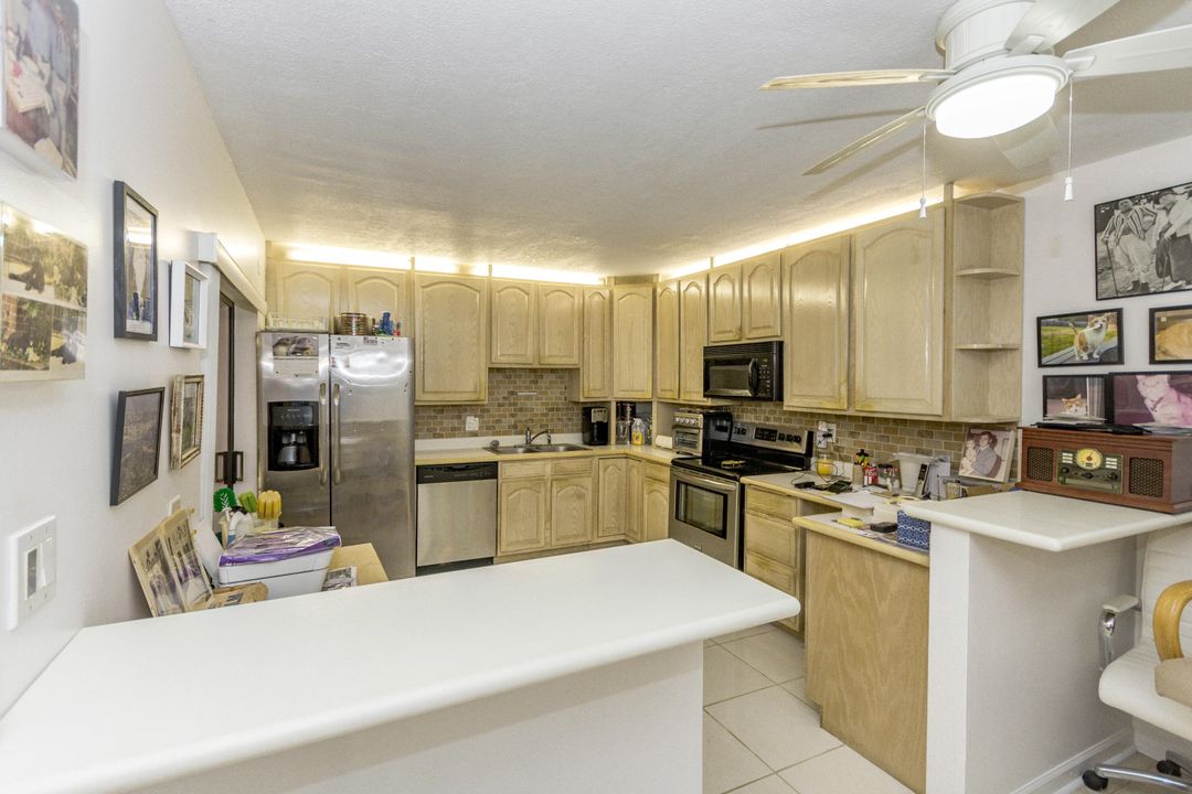 For Sale: $414,500 (2 beds, 2 baths, 1488 Square Feet)