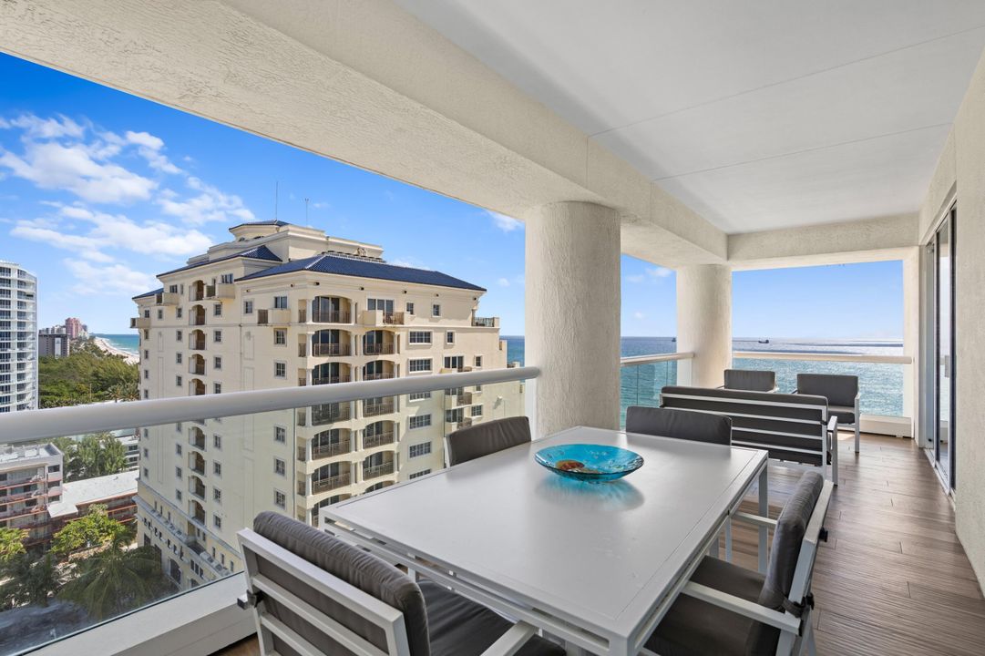 For Sale: $945,000 (1 beds, 1 baths, 839 Square Feet)