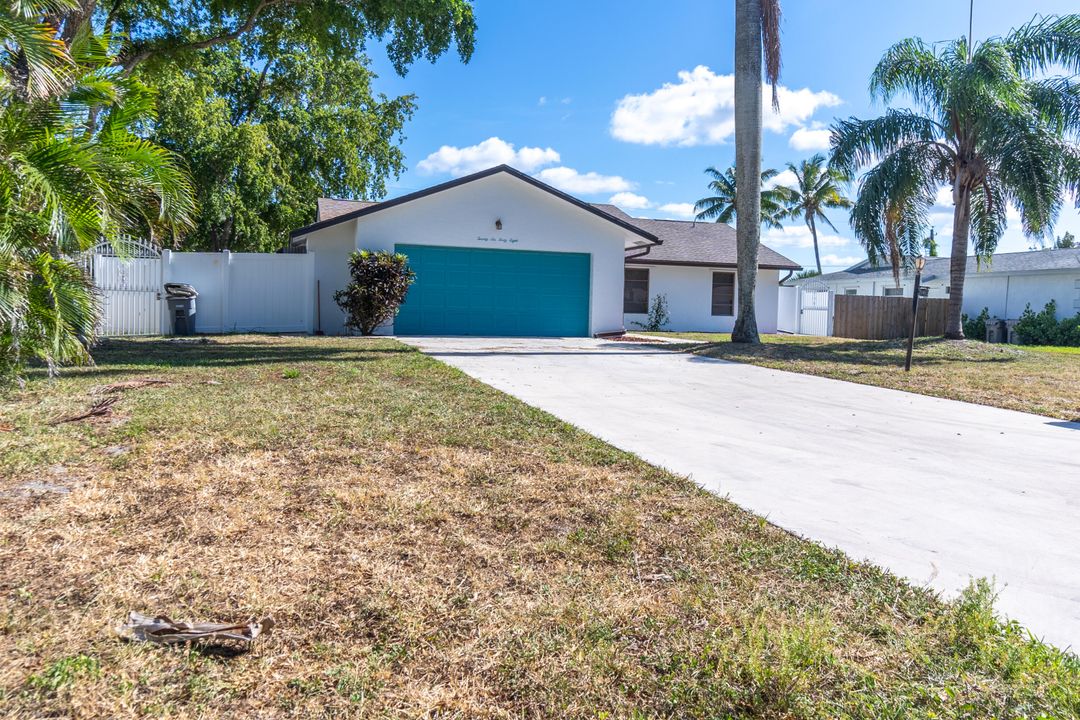 Active With Contract: $559,900 (3 beds, 2 baths, 1664 Square Feet)