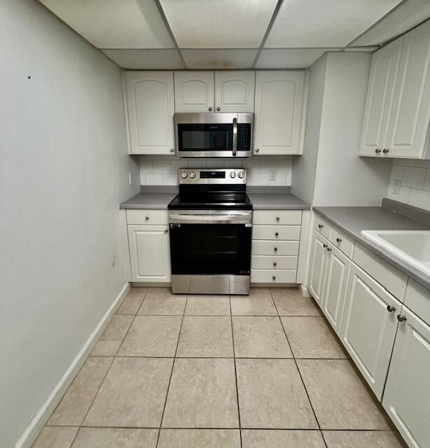 For Rent: $2,300 (2 beds, 2 baths, 1170 Square Feet)