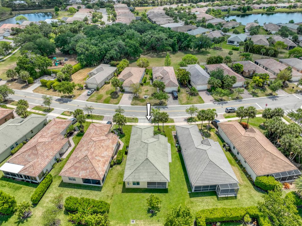 For Sale: $375,000 (3 beds, 2 baths, 1547 Square Feet)