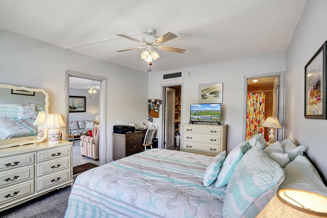 For Sale: $529,000 (2 beds, 2 baths, 970 Square Feet)
