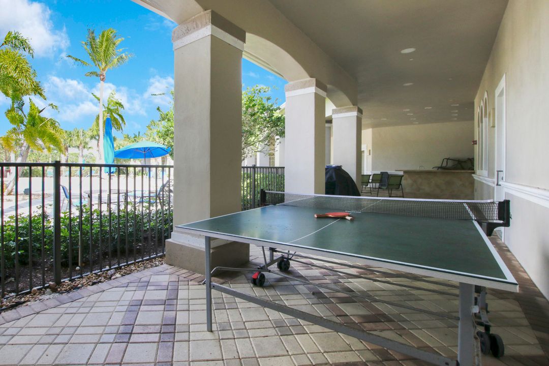 Active With Contract: $499,900 (3 beds, 2 baths, 1789 Square Feet)