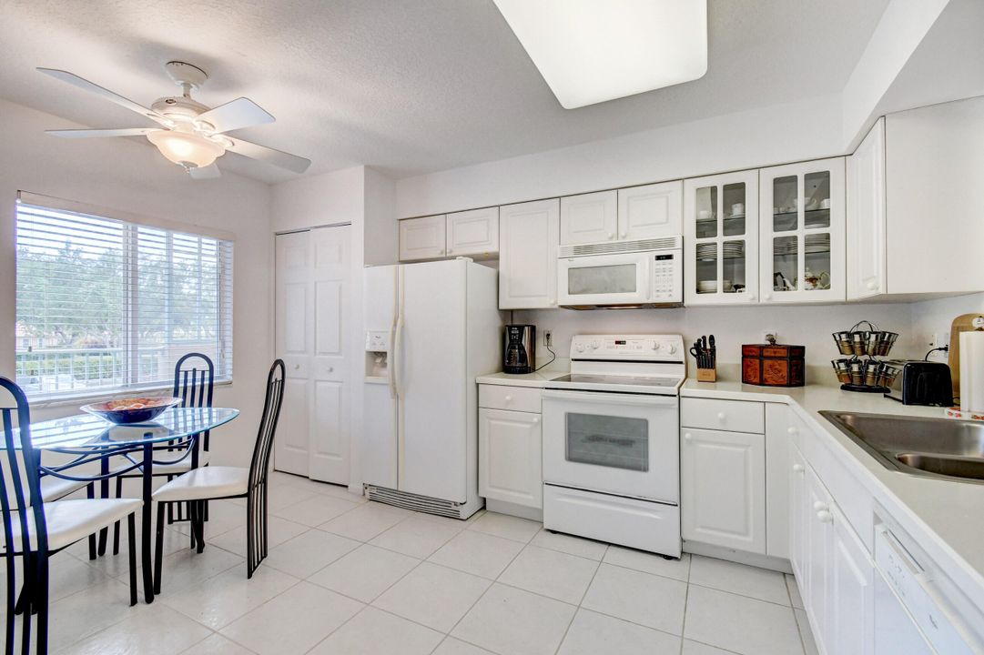 For Sale: $349,000 (3 beds, 2 baths, 1869 Square Feet)