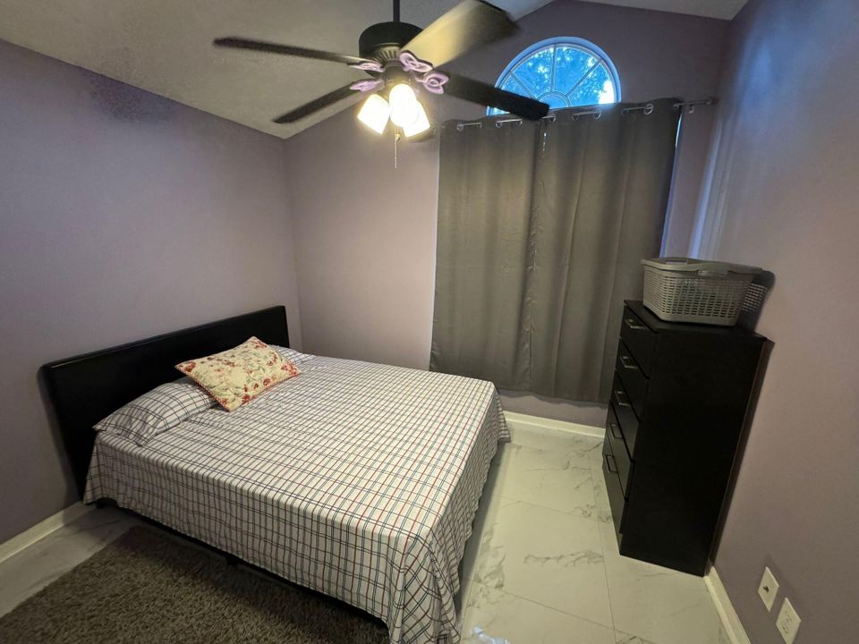 For Rent: $2,500 (3 beds, 2 baths, 1446 Square Feet)