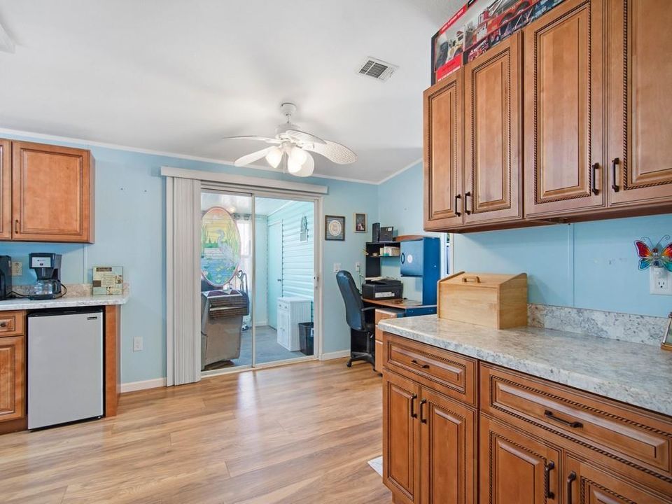 For Sale: $217,500 (3 beds, 2 baths, 1620 Square Feet)