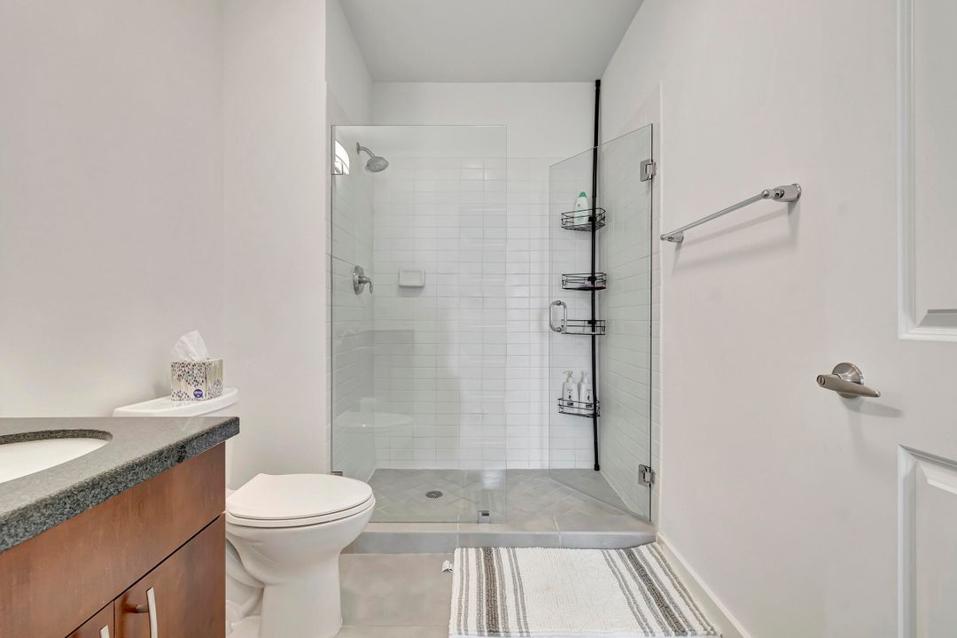 For Sale: $649,999 (2 beds, 2 baths, 1083 Square Feet)