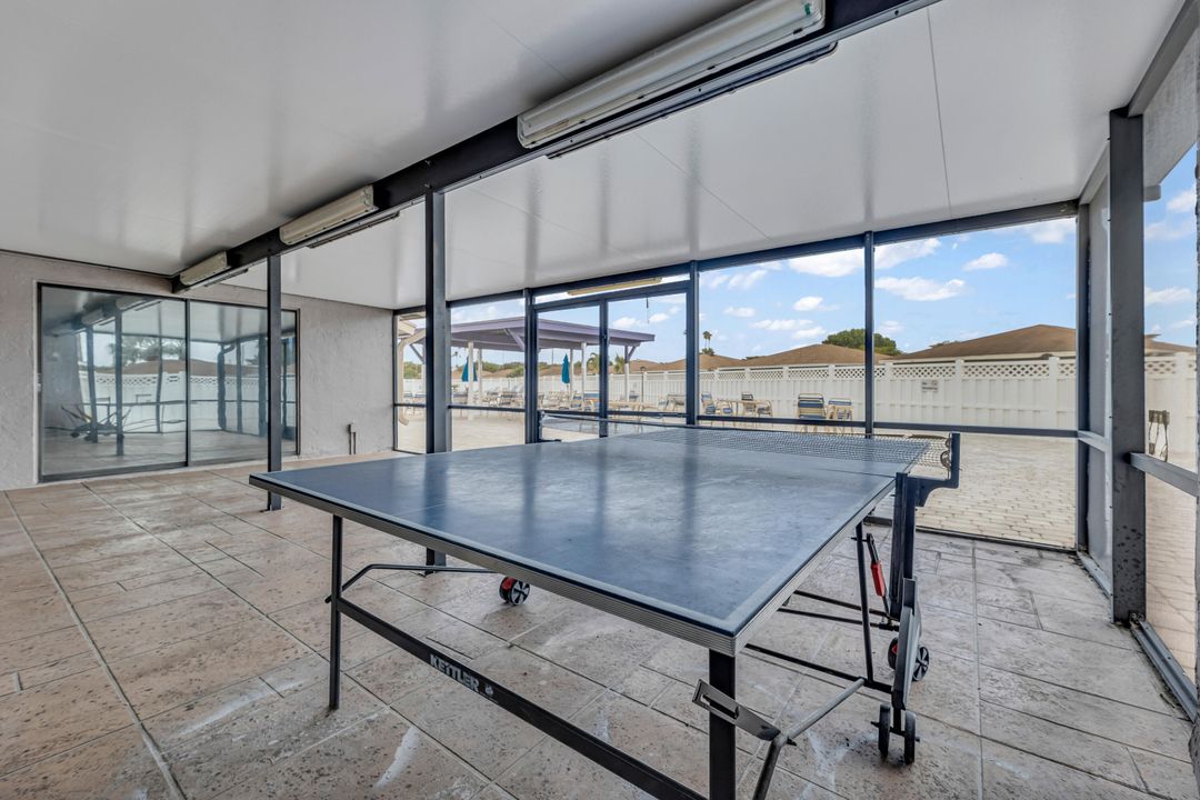 Active With Contract: $295,000 (2 beds, 2 baths, 1148 Square Feet)