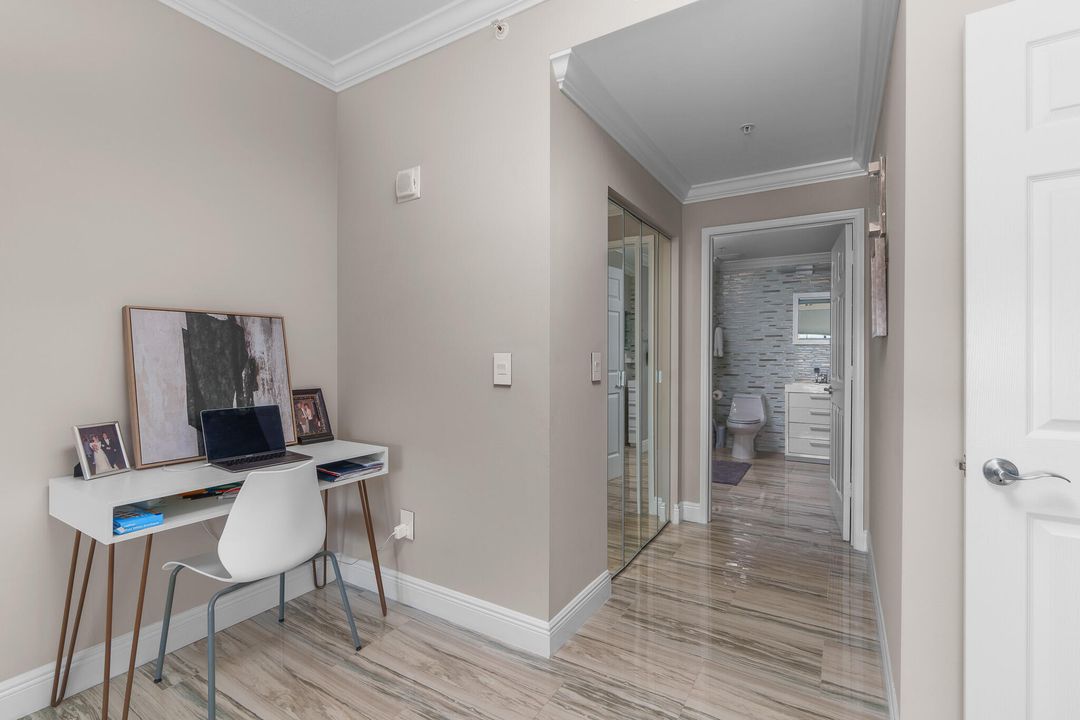 For Sale: $639,999 (2 beds, 2 baths, 1072 Square Feet)