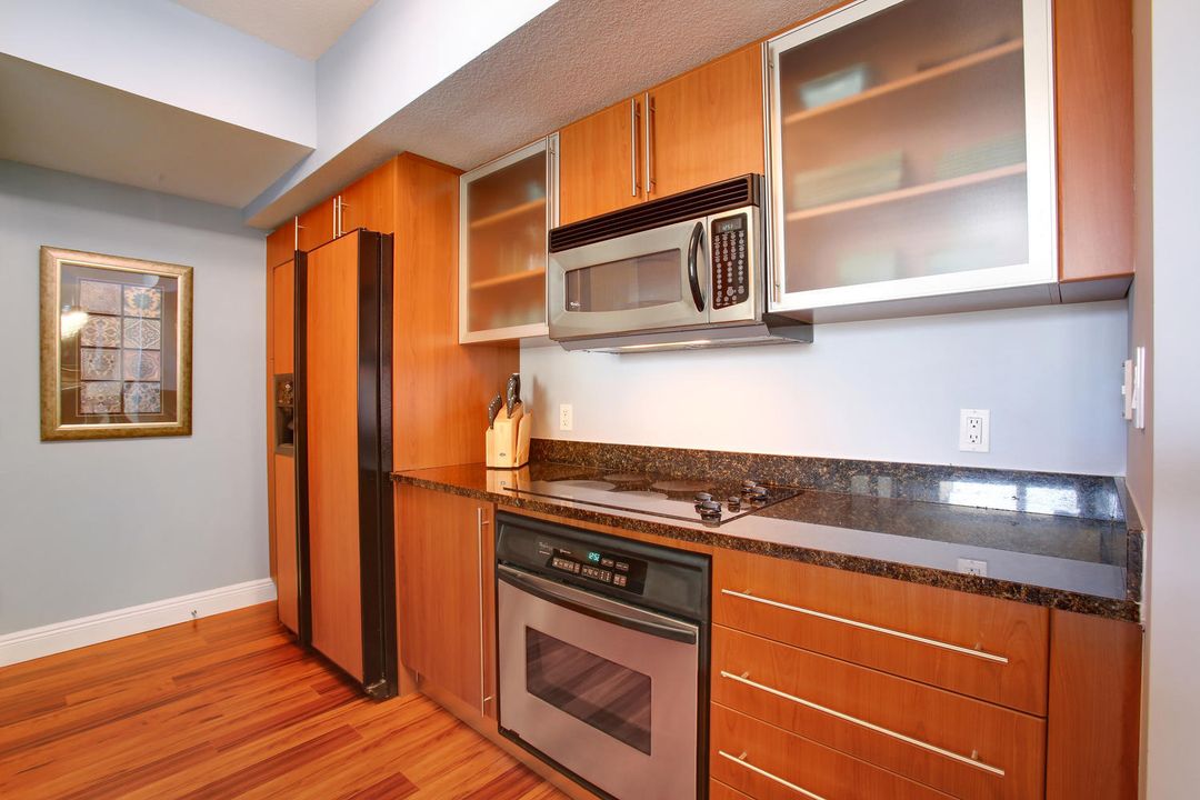 For Rent: $3,750 (2 beds, 2 baths, 1175 Square Feet)