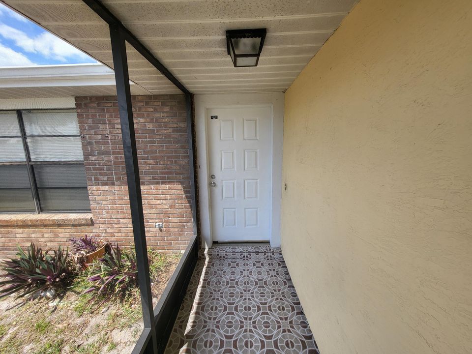 For Rent: $2,650 (3 beds, 2 baths, 1480 Square Feet)