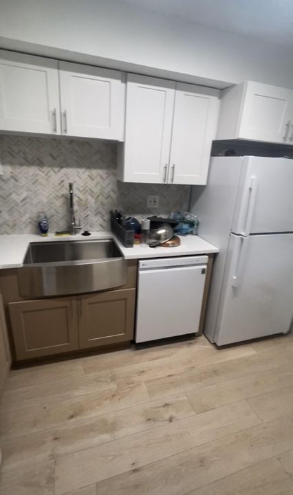 For Rent: $3,500 (2 beds, 2 baths, 1034 Square Feet)