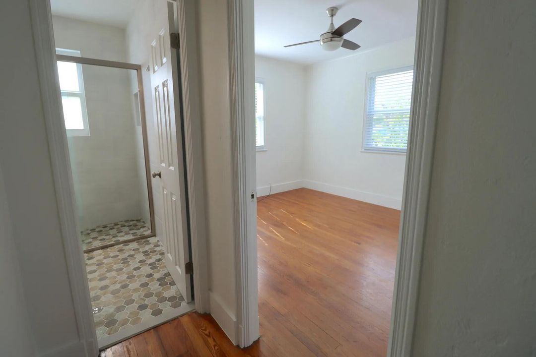 For Rent: $5,500 (2 beds, 1 baths, 1444 Square Feet)