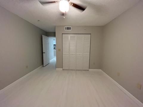 For Sale: $289,000 (1 beds, 1 baths, 795 Square Feet)