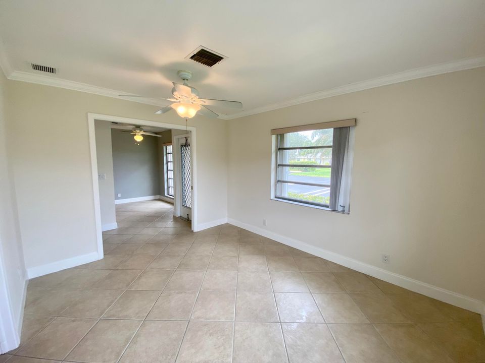 For Sale: $229,999 (2 beds, 2 baths, 1167 Square Feet)