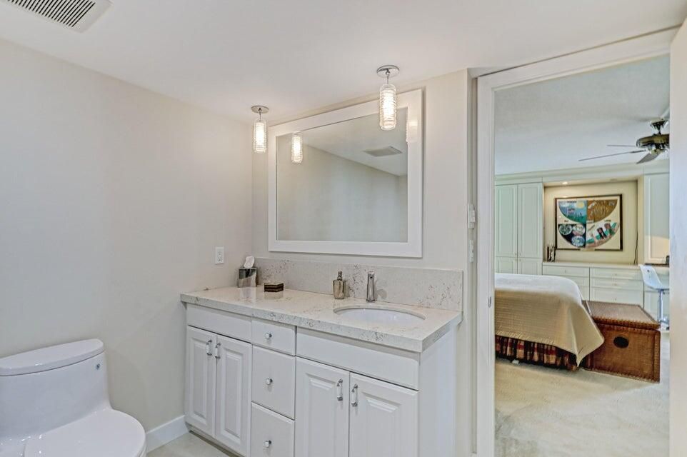 For Sale: $1,300,000 (2 beds, 2 baths, 1580 Square Feet)