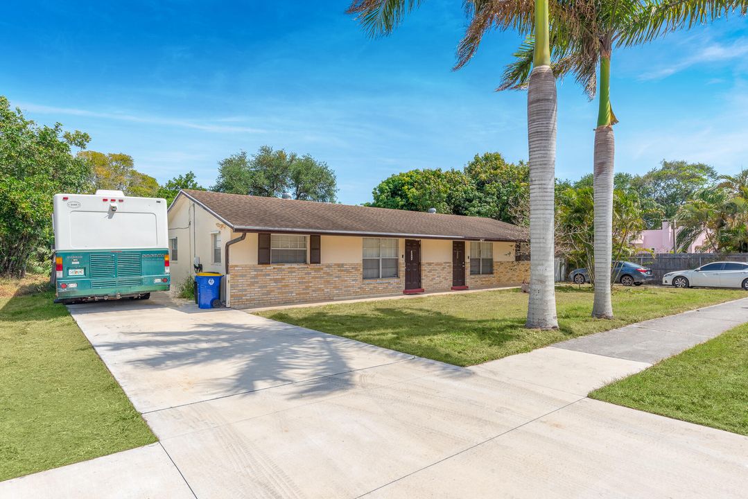 Active With Contract: $525,000 (4 beds, 2 baths, 2146 Square Feet)