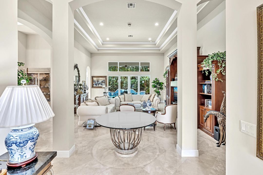 For Sale: $1,995,000 (4 beds, 4 baths, 3595 Square Feet)