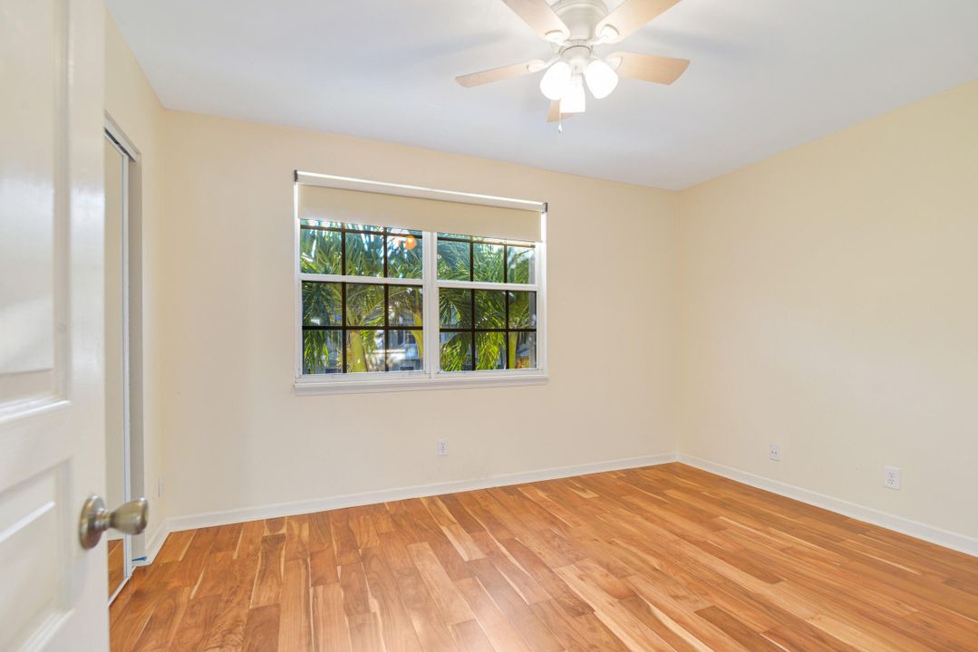 For Sale: $500,000 (2 beds, 2 baths, 1280 Square Feet)
