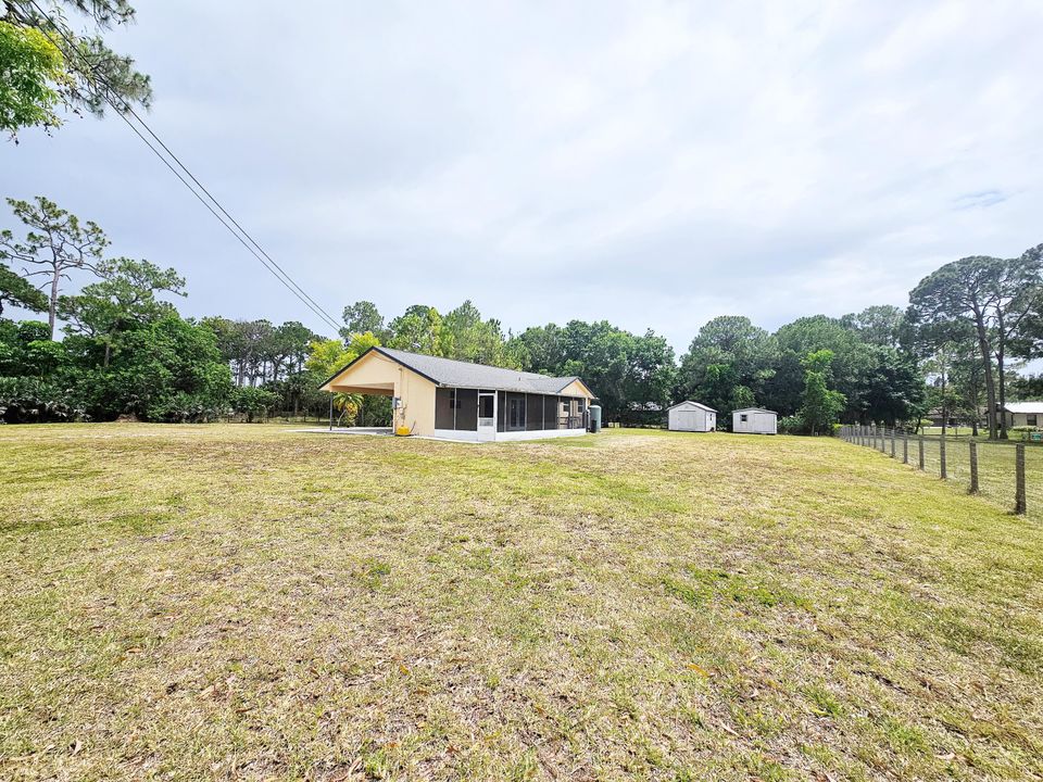 For Sale: $550,000 (3 beds, 2 baths, 1358 Square Feet)