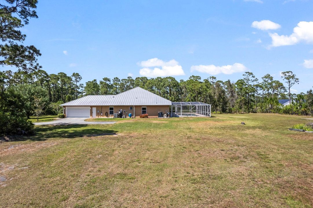 For Sale: $1,150,000 (3 beds, 3 baths, 2307 Square Feet)