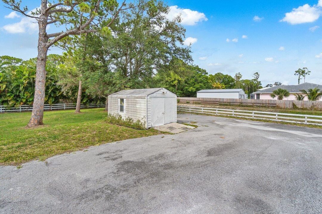 Active With Contract: $510,000 (3 beds, 2 baths, 1656 Square Feet)