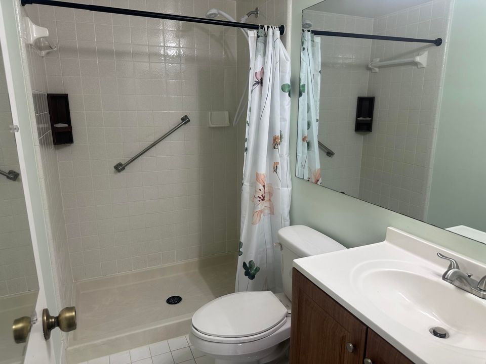 For Sale: $244,900 (2 beds, 2 baths, 1115 Square Feet)