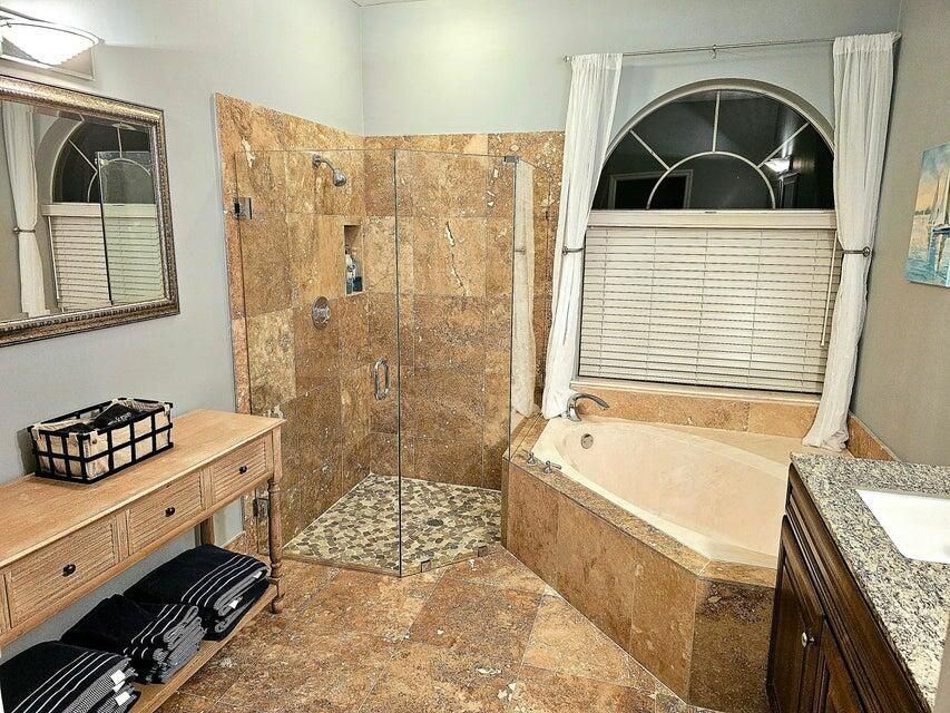 待售: $539,900 (3 贝兹, 2 浴室, 1997 平方英尺)