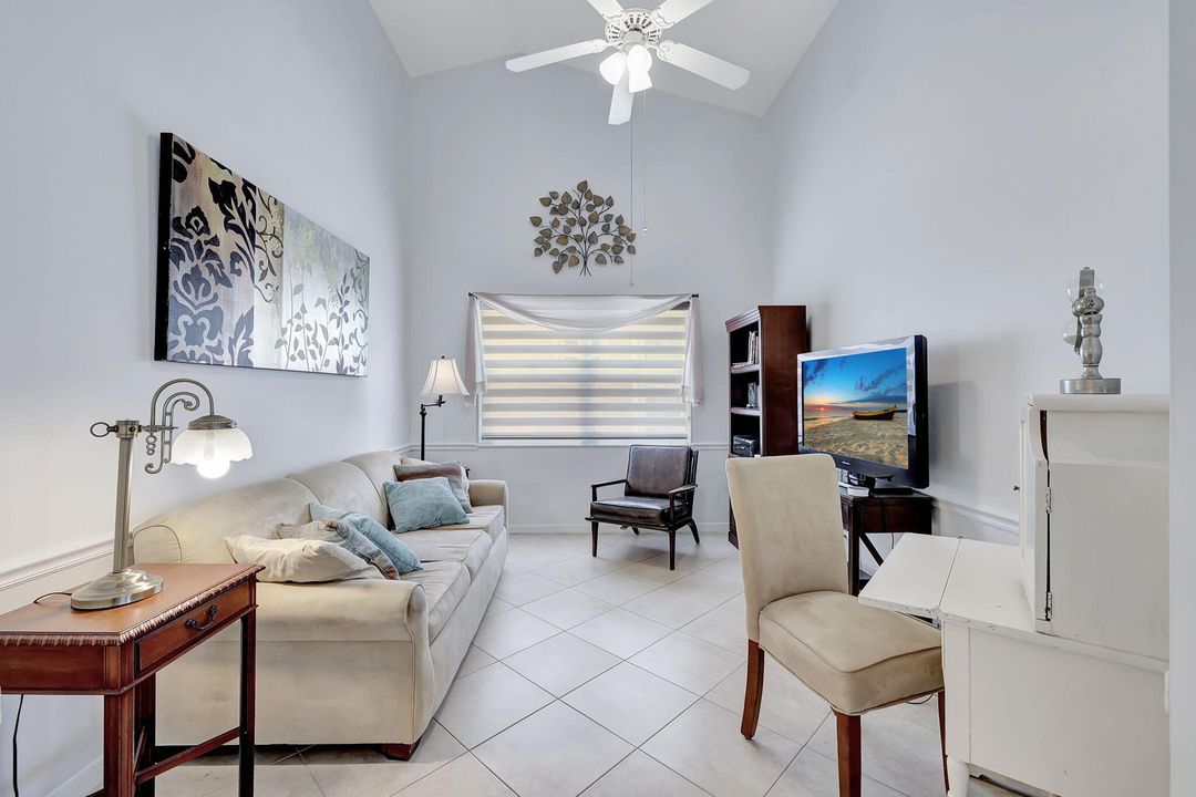 For Sale: $319,000 (2 beds, 2 baths, 1536 Square Feet)