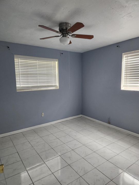 For Rent: $2,600 (3 beds, 2 baths, 1124 Square Feet)