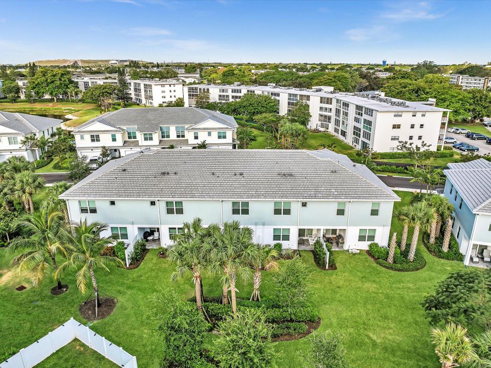 For Sale: $649,000 (3 beds, 2 baths, 1831 Square Feet)