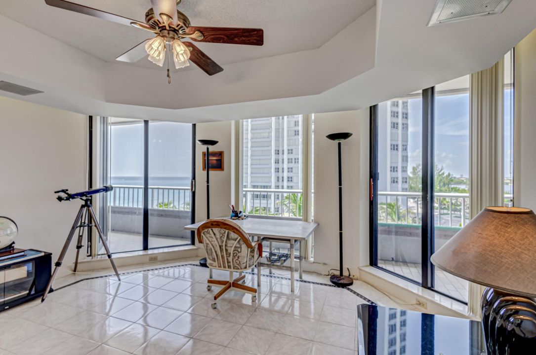 Active With Contract: $898,000 (2 beds, 2 baths, 2000 Square Feet)