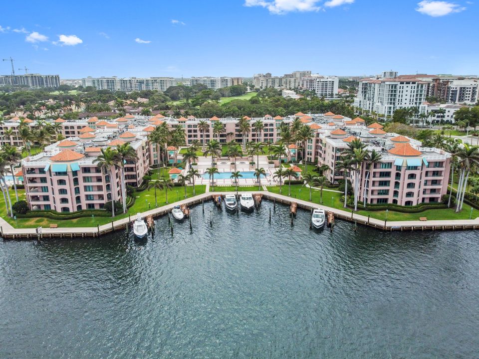 For Sale: $1,699,900 (2 beds, 2 baths, 1630 Square Feet)