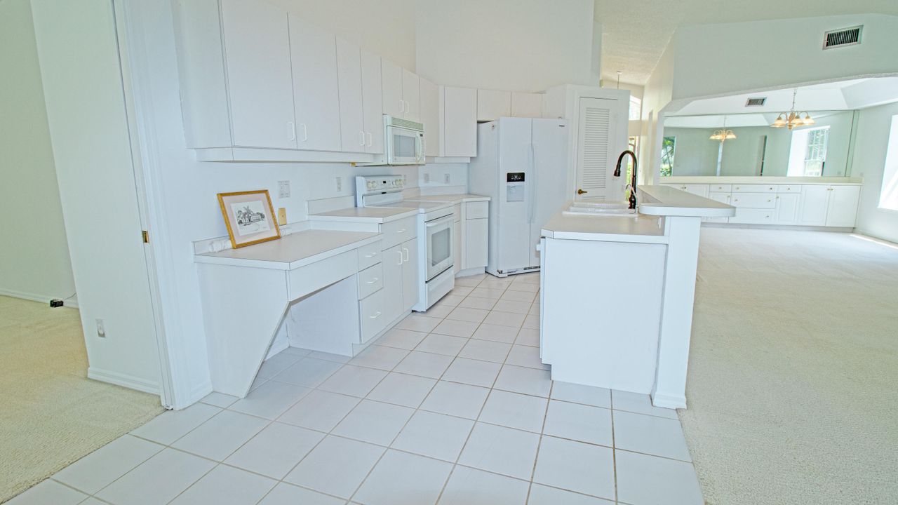 For Sale: $459,000 (3 beds, 2 baths, 1803 Square Feet)