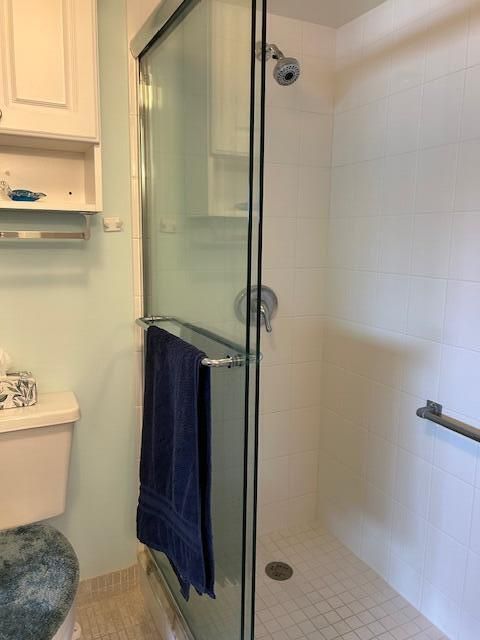 Active With Contract: $80,000 (2 beds, 1 baths, 894 Square Feet)