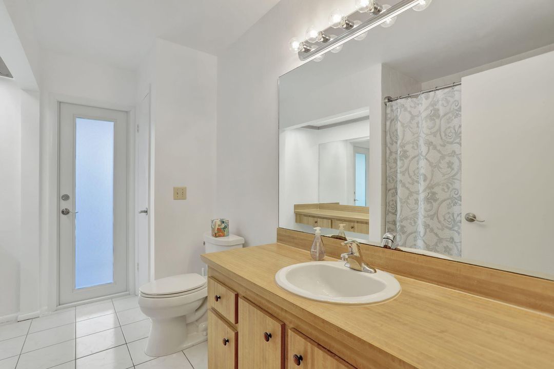 Active With Contract: $559,000 (4 beds, 2 baths, 2015 Square Feet)