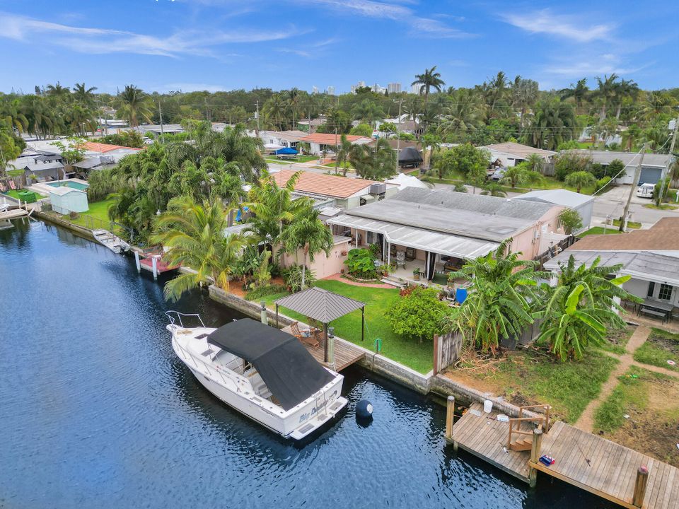 For Sale: $675,000 (3 beds, 2 baths, 1393 Square Feet)