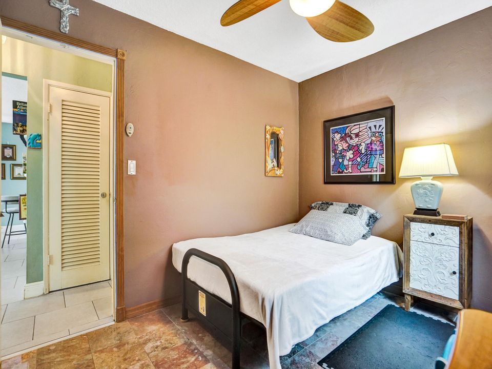 En Venta: $675,000 (3 camas, 2 baños, 1393 Pies cuadrados)