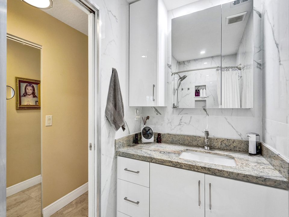 For Sale: $675,000 (3 beds, 2 baths, 1393 Square Feet)