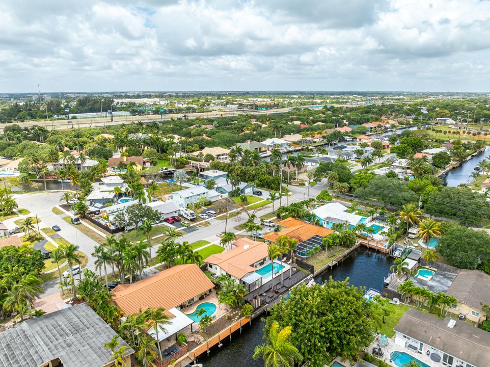 For Sale: $859,900 (3 beds, 2 baths, 1658 Square Feet)